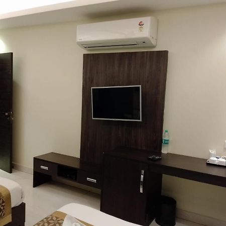 Hotel Solitaire Chinhat المظهر الخارجي الصورة
