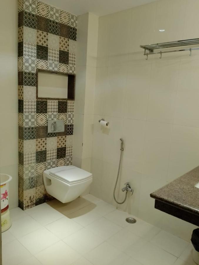 Hotel Solitaire Chinhat المظهر الخارجي الصورة