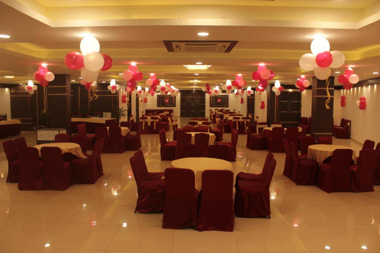 Hotel Solitaire Chinhat المظهر الخارجي الصورة