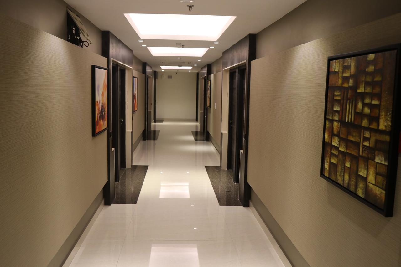 Hotel Solitaire Chinhat المظهر الخارجي الصورة