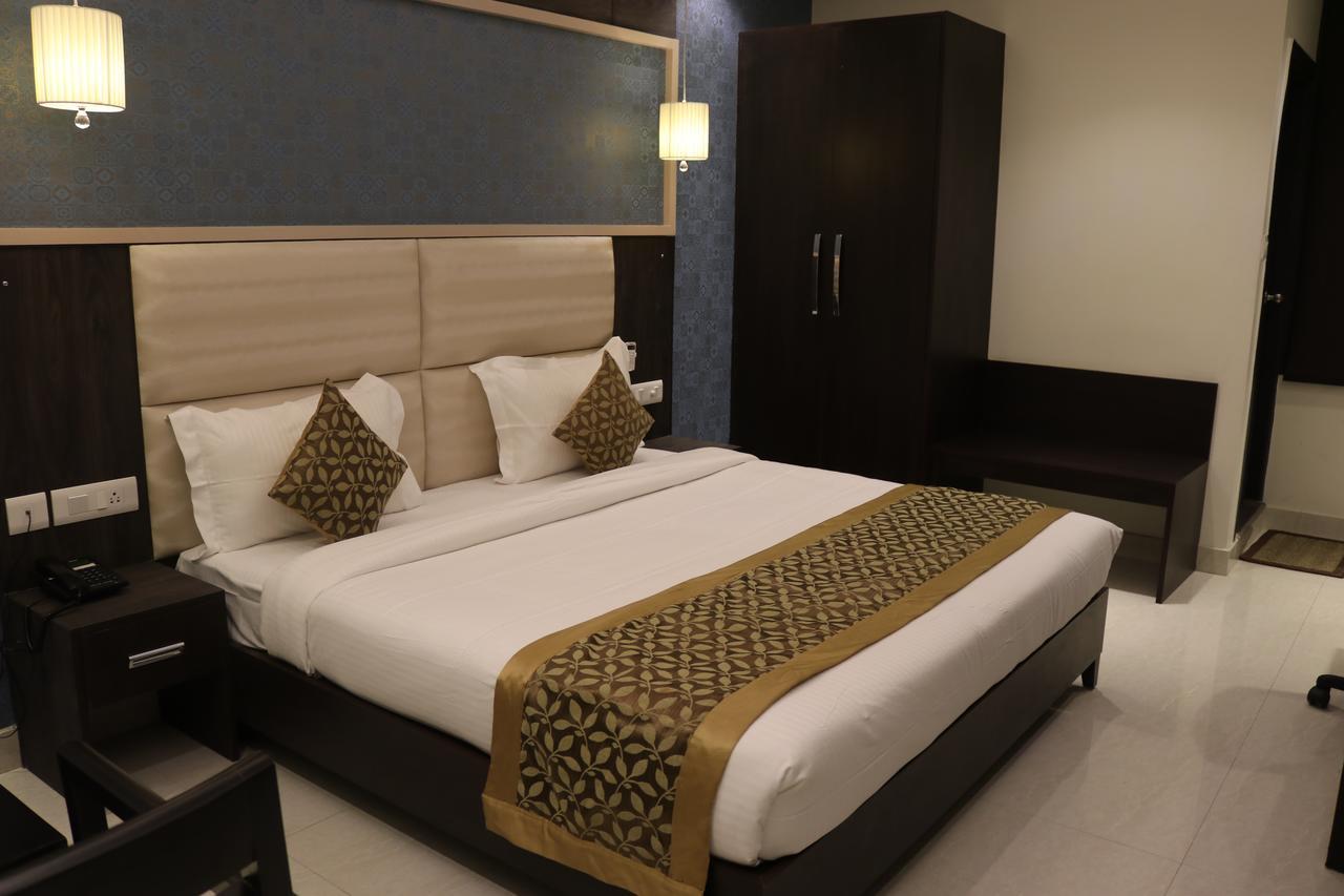 Hotel Solitaire Chinhat المظهر الخارجي الصورة