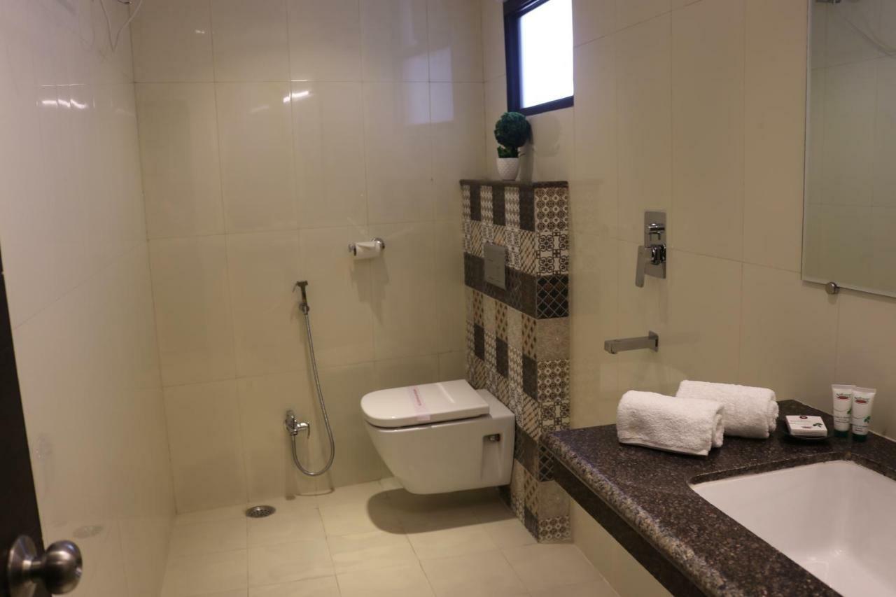 Hotel Solitaire Chinhat المظهر الخارجي الصورة